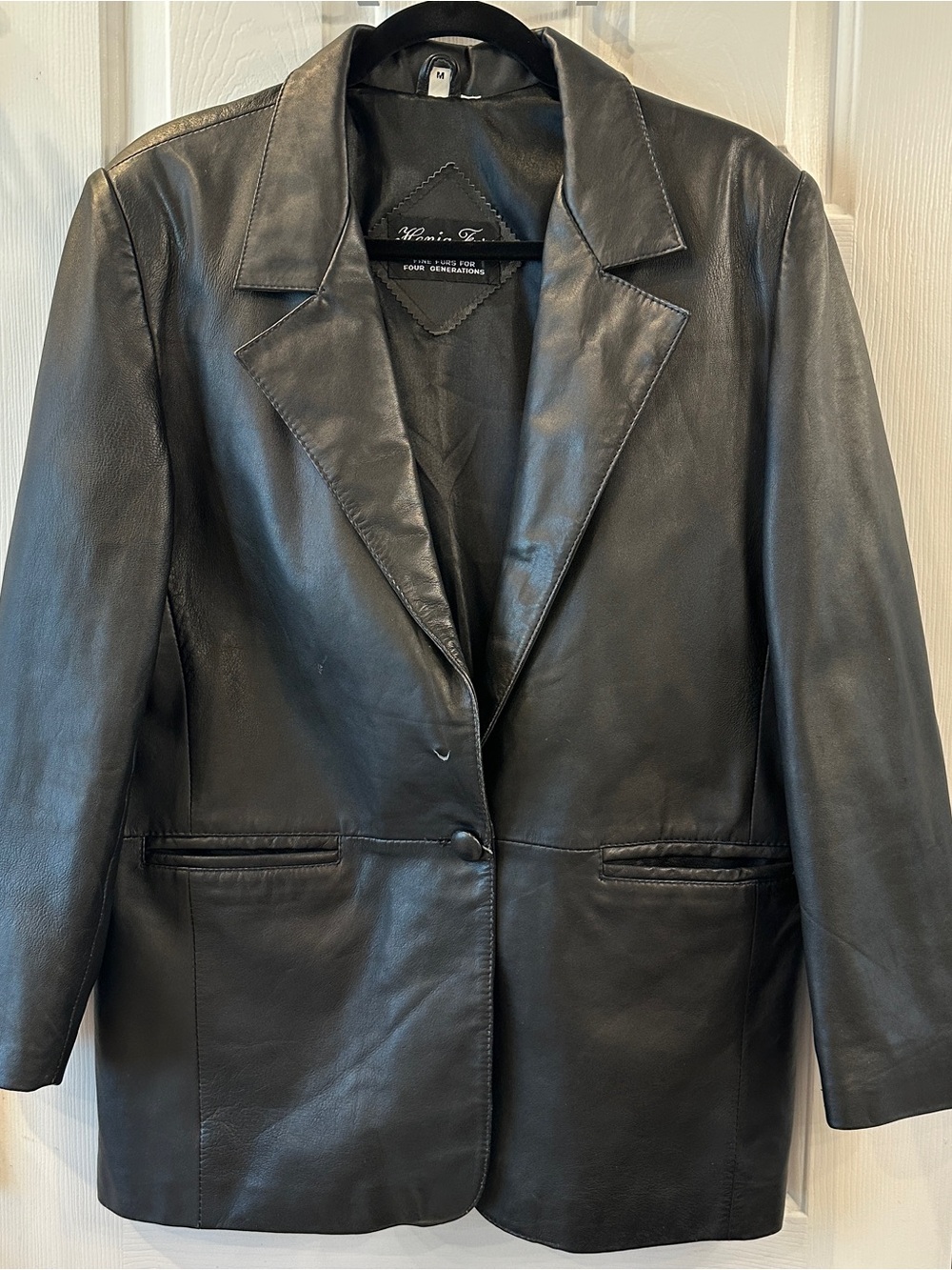Henig Furs Women's Black Leather Blazer